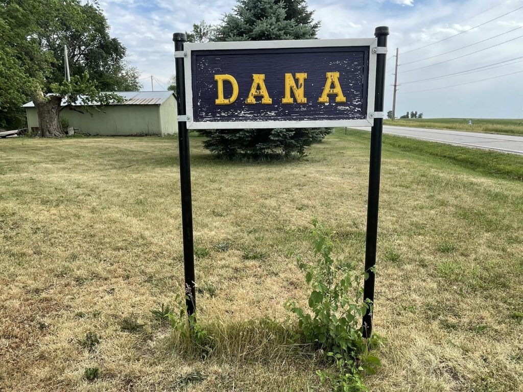 dana iowa sign